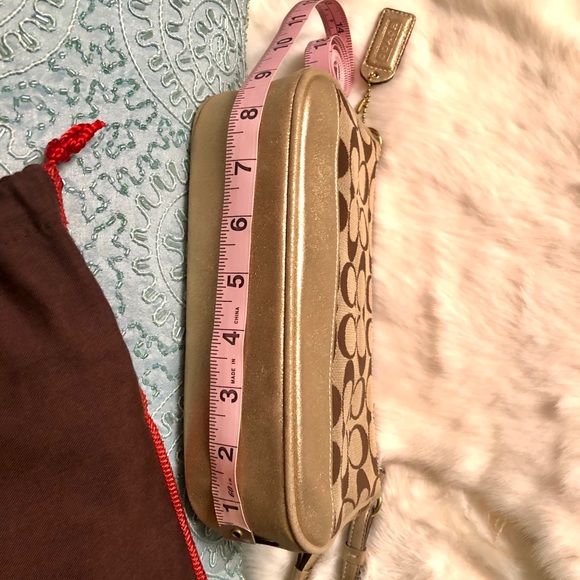 NWOT Y2K Coach Small shoulder bag Handbag/Wristlet Gold - Picture 13 of 15